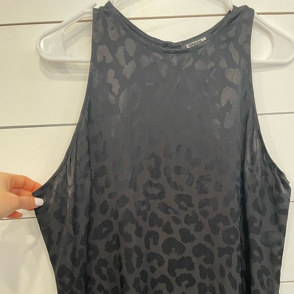 Express Black Leopard Dress size L - Picture 2 of 15